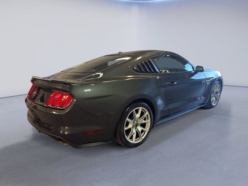 Used 2015 Ford Mustang GT Premium w/ Equipment Group 401A RWD image 8