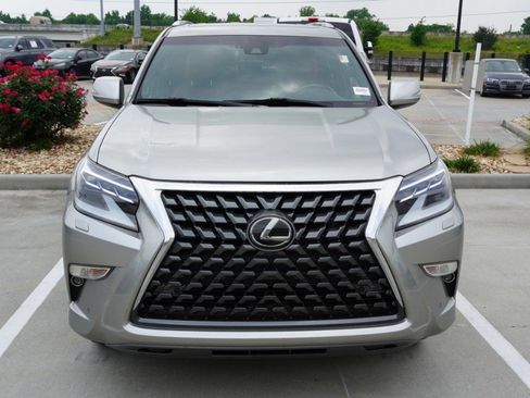 Used 2021 Lexus GX 460 Premium w/ Premium Package AWD/4WD image 2