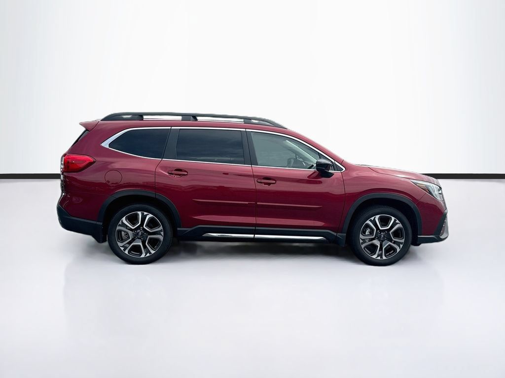 Used 2025 Subaru Ascent Limited AWD/4WD image 10