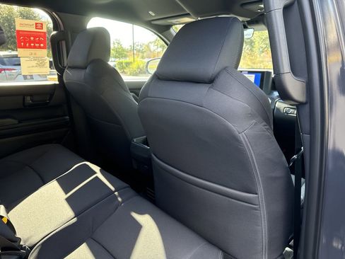 New 2024 Toyota Tacoma 2WD Double Cab image 29