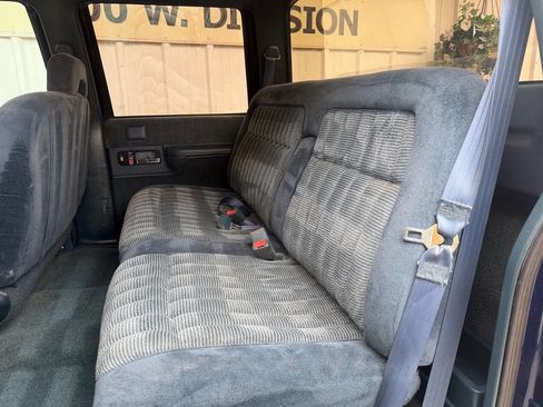 Used 1993 Chevrolet Silverado 3500 2WD Crew Cab image 18