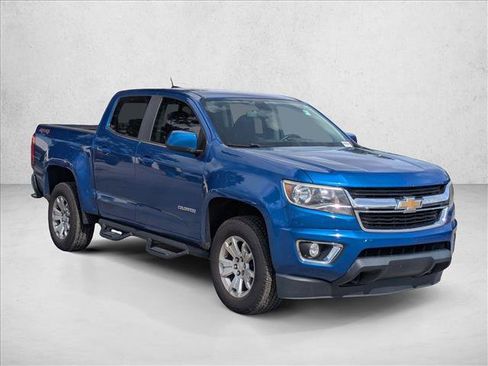 Used 2018 Chevrolet Colorado LT w/ LT Convenience Package AWD/4WD image 3