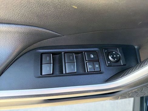 Certified 2025 Toyota RAV4 XLE image 10