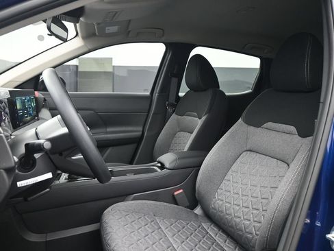 Used 2026 Nissan Kicks SV FWD image 14
