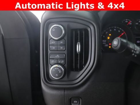 Used 2022 GMC Sierra 1500 Pro w/ Pro Value Package AWD/4WD image 18