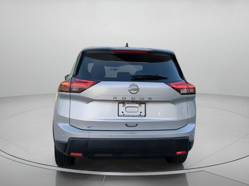 Used 2024 Nissan Rogue S FWD image 23