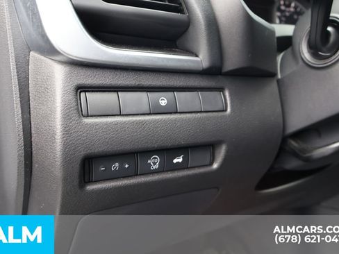 Used 2024 Nissan Rogue SV FWD image 13
