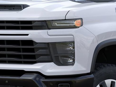 New 2026 Chevrolet Silverado 2500 Custom w/ Custom Value Package AWD/4WD image 10