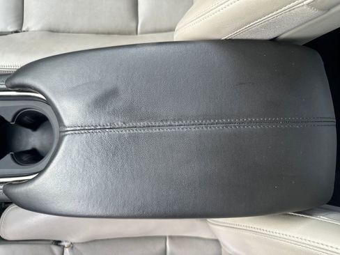 Used 2013 Cadillac ATS Premium w/ Cold Weather Package image 25