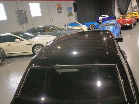 Used 2009 Rolls-Royce Phantom Sedan RWD image 12