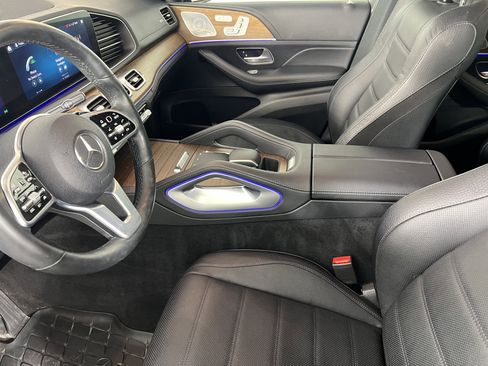 Used 2020 Mercedes-Benz GLE 450 4MATIC image 4