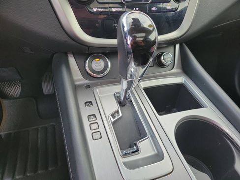 Used 2024 Nissan Murano SL image 28