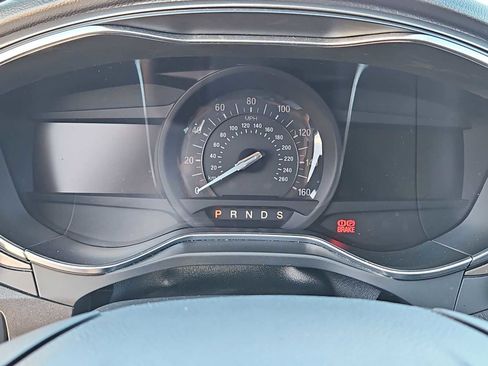 Used 2017 Ford Fusion SE w/ Fusion SE Technology Package image 34