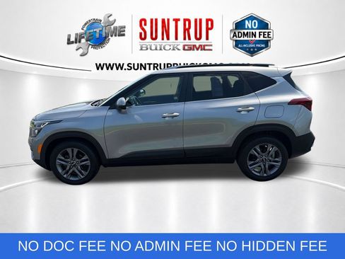 Used 2021 Kia Seltos S FWD image 2