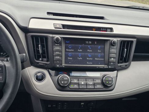 Used 2017 Toyota RAV4 Platinum FWD image 16