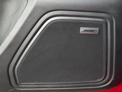 Used 2025 Porsche Macan image 15