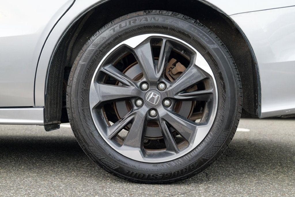 Used 2024 Honda Odyssey Elite image 15