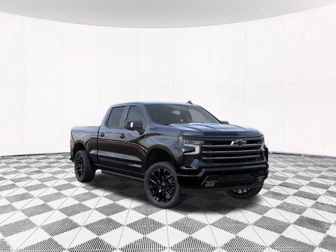 New 2026 Chevrolet Silverado 1500 High Country w/ High Country Premium Package image 8