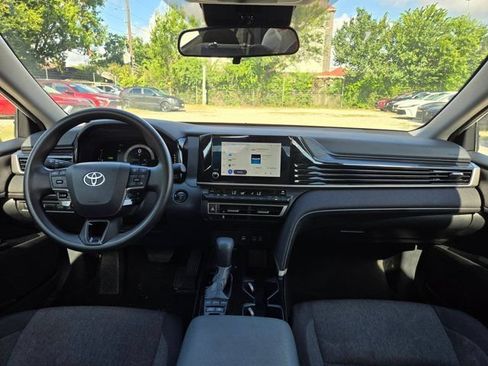 Used 2025 Toyota Camry LE FWD image 24