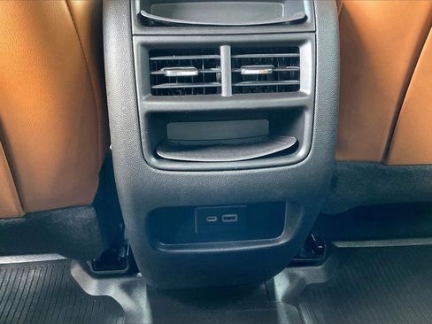 Used 2021 Cadillac XT5 Premium Luxury image 12