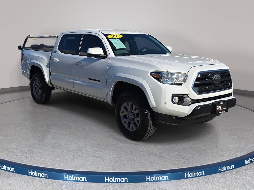 Used 2019 Toyota Tacoma SR5 RWD image 4