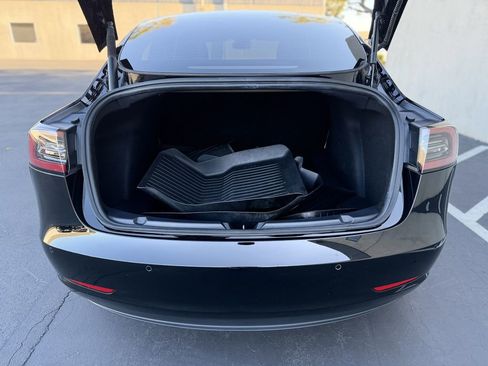 Used 2022 Tesla Model 3 Performance image 21
