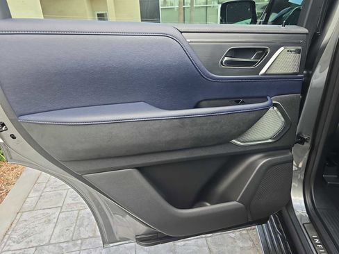 New 2026 INFINITI QX80 4WD image 11