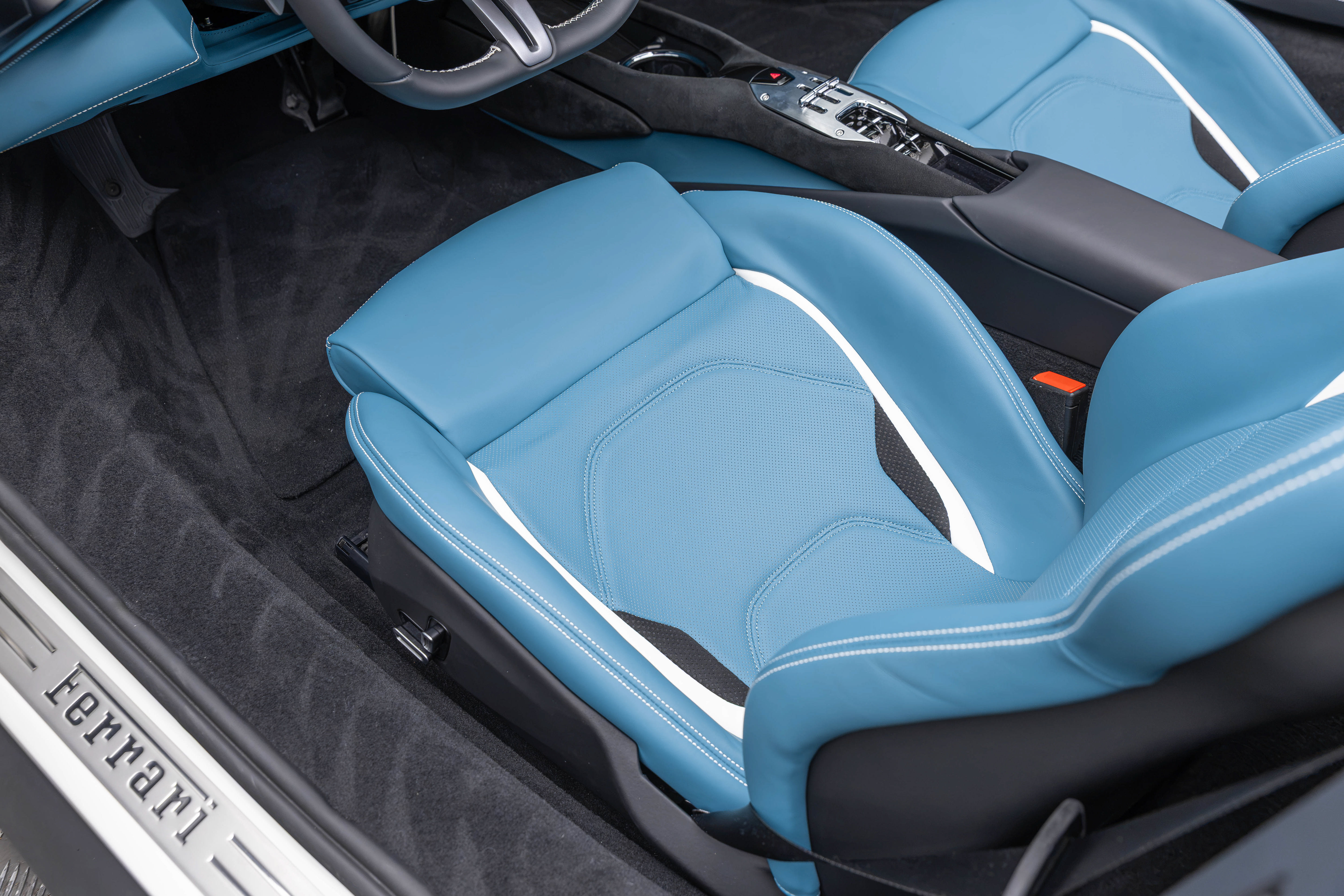 Certified 2026 Ferrari 296 GTS RWD image 21