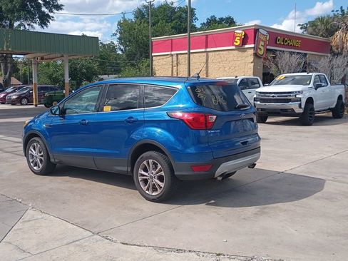 Used 2019 Ford Escape SE AWD/4WD image 10