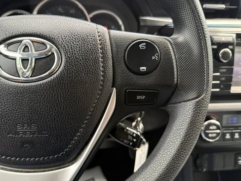Used 2015 Toyota Corolla LE FWD image 14