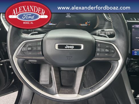Used 2021 Jeep Grand Cherokee L Limited AWD/4WD image 24