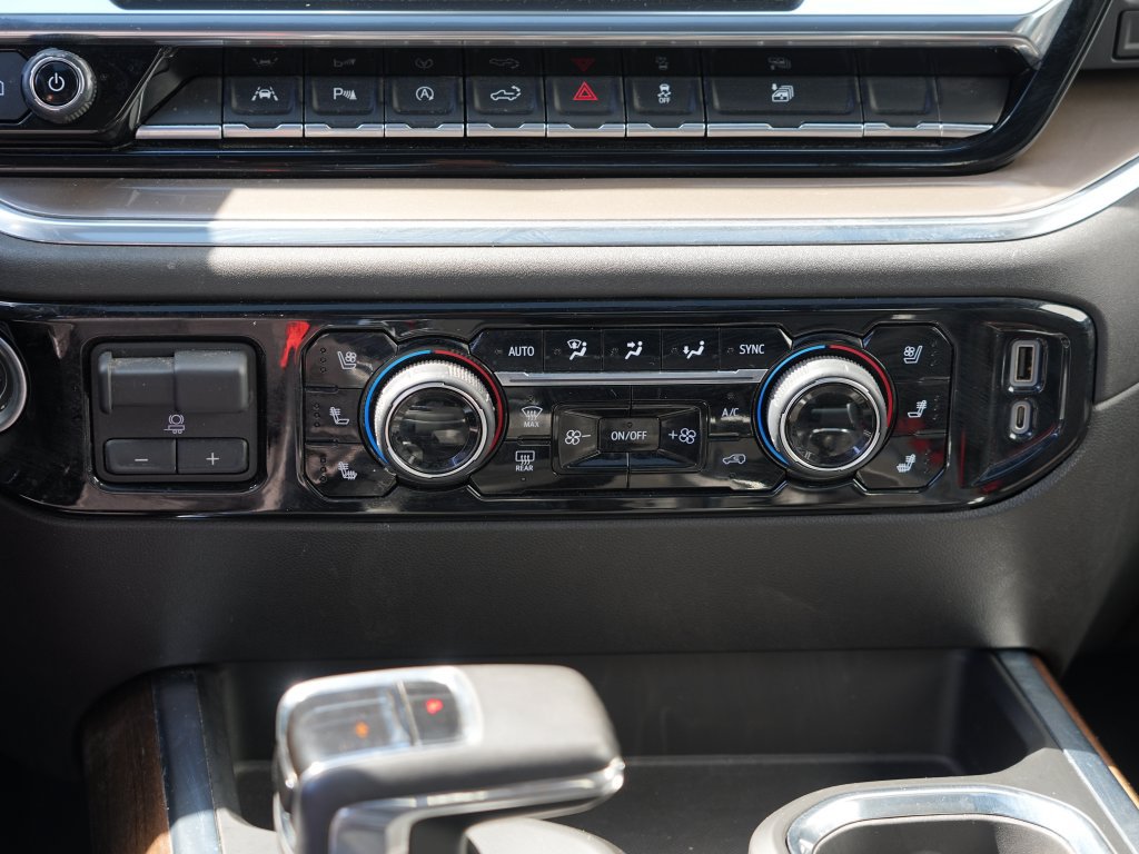 Certified 2022 Chevrolet Silverado 1500 High Country AWD/4WD image 25
