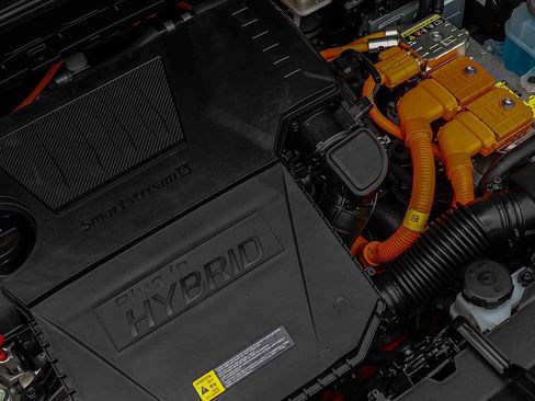 Certified 2025 Kia Niro EX w/ EX Cold Weather Package FWD image 10