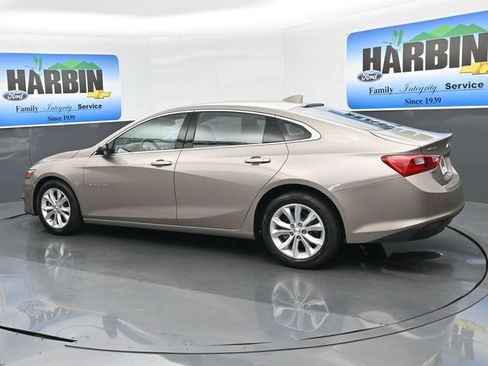 Used 2024 Chevrolet Malibu LT FWD image 3