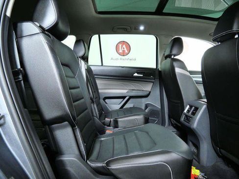 Used 2023 Volkswagen Atlas SEL Premium AWD/4WD image 14