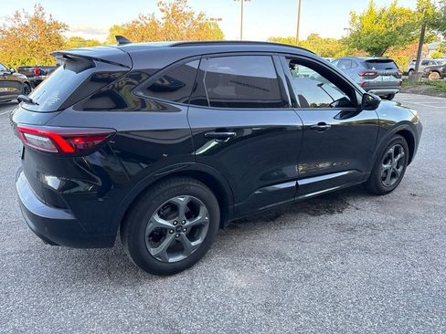 Certified 2023 Ford Escape ST-Line w/ Tech Pack #1 FWD image 11