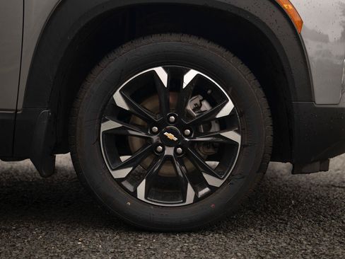 Used 2023 Chevrolet TrailBlazer LT w/ Convenience Package AWD/4WD image 25