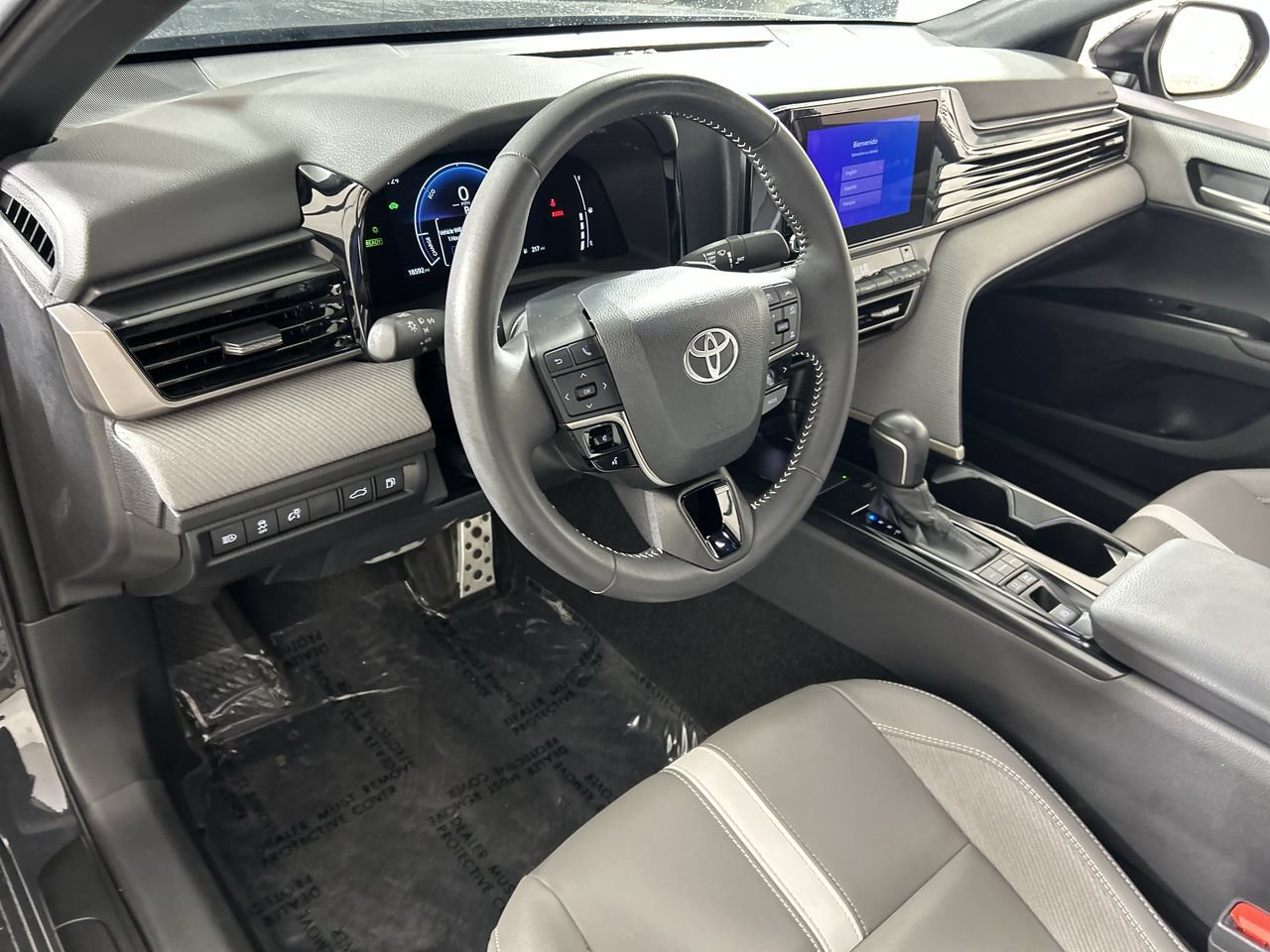 Used 2026 Toyota Camry SE FWD image 12