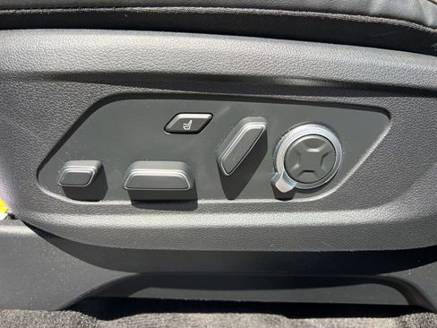 Used 2025 Hyundai Palisade Calligraphy AWD/4WD image 30