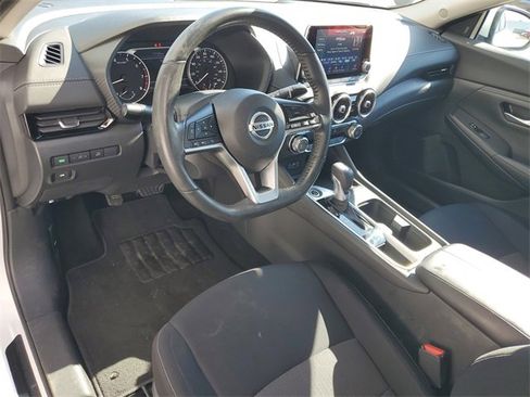 Certified 2022 Nissan Sentra SV w/ Trunk Package image 22