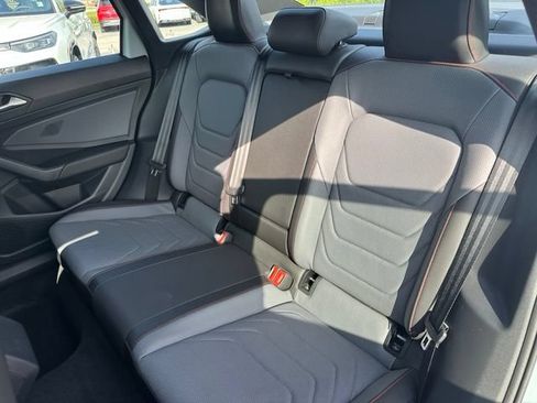 Used 2025 Volkswagen Jetta GLI Autobahn FWD image 29