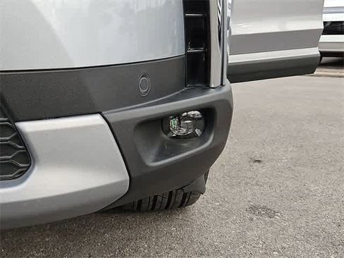 Used 2025 Honda Pilot Touring image 11