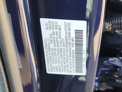 Used 2025 Honda Pilot EX-L image 27