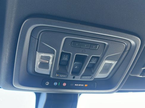 Used 2023 GMC Sierra 2500 AT4 w/ AT4 Premium Plus Package image 38