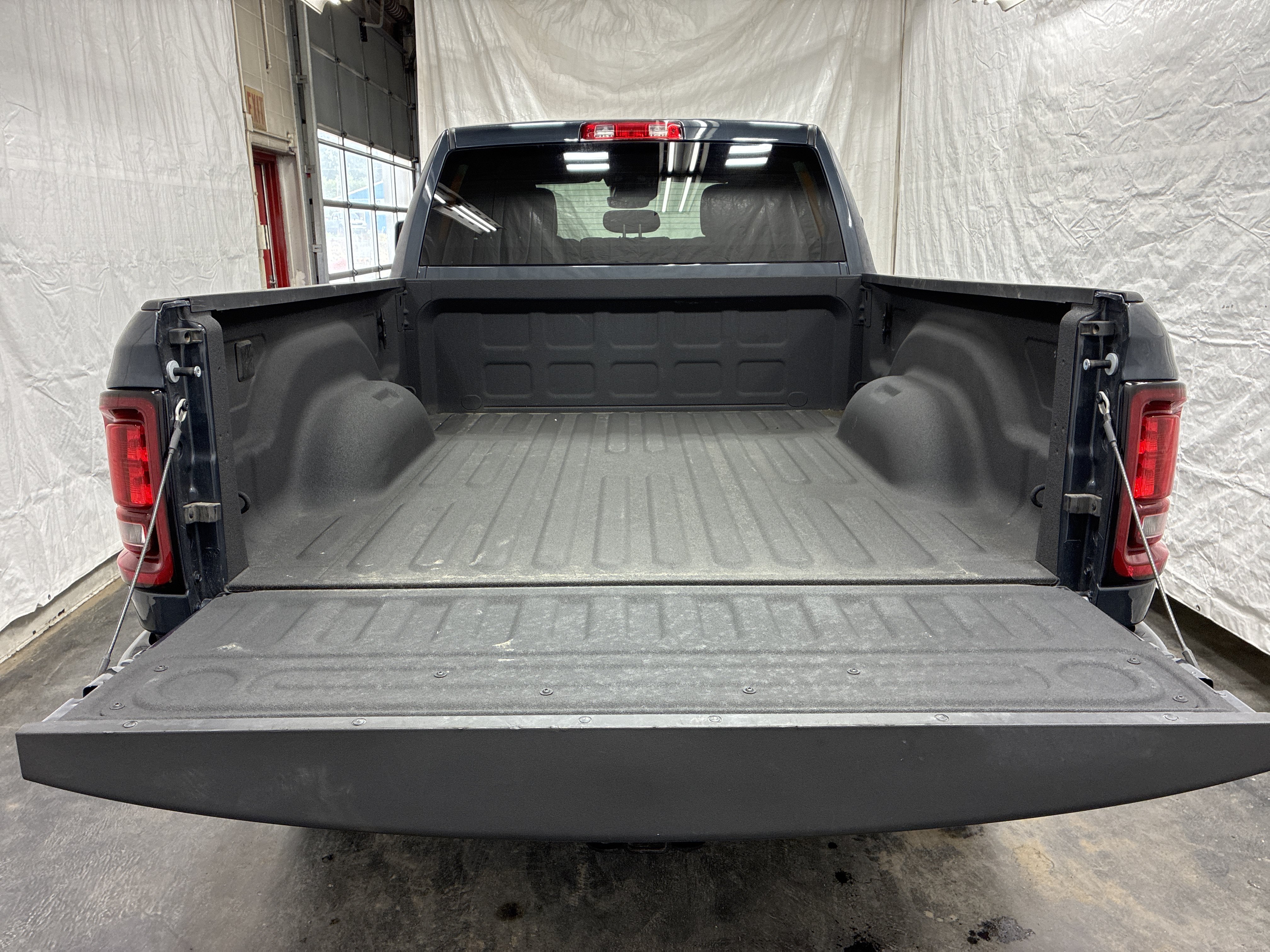 Certified 2025 RAM 2500 Big Horn AWD/4WD image 10