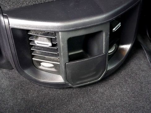 Used 2024 RAM 2500 Big Horn w/ Bed Utility Group image 30