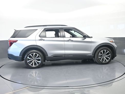 Used 2023 Ford Explorer ST AWD/4WD image 7