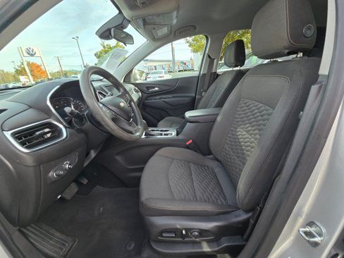 Used 2020 Chevrolet Equinox LT AWD/4WD image 22