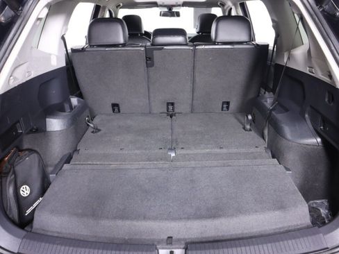 Used 2019 Volkswagen Tiguan SEL w/ 3rd Row Seat Package AWD/4WD image 39