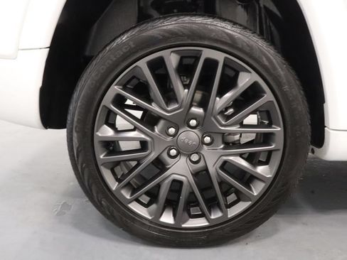 Certified 2022 Jeep Compass High Altitude AWD/4WD image 29